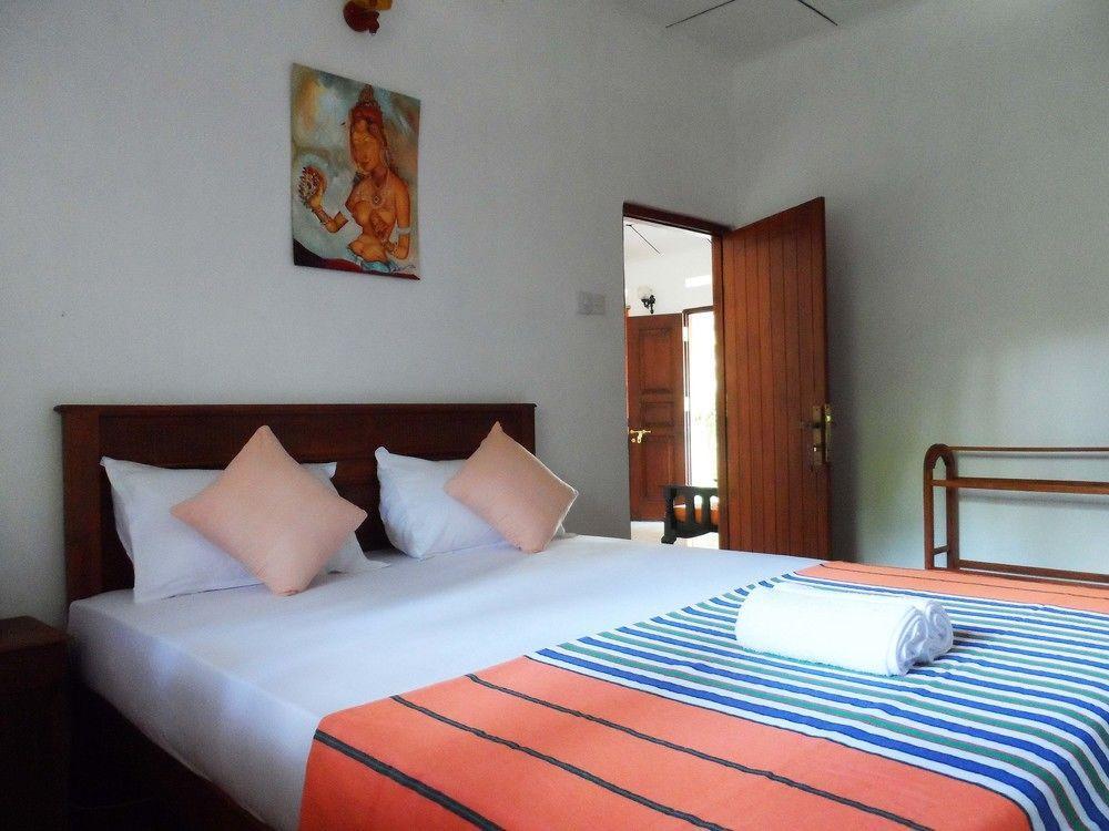 Summer Dew Villa Talpe Esterno foto